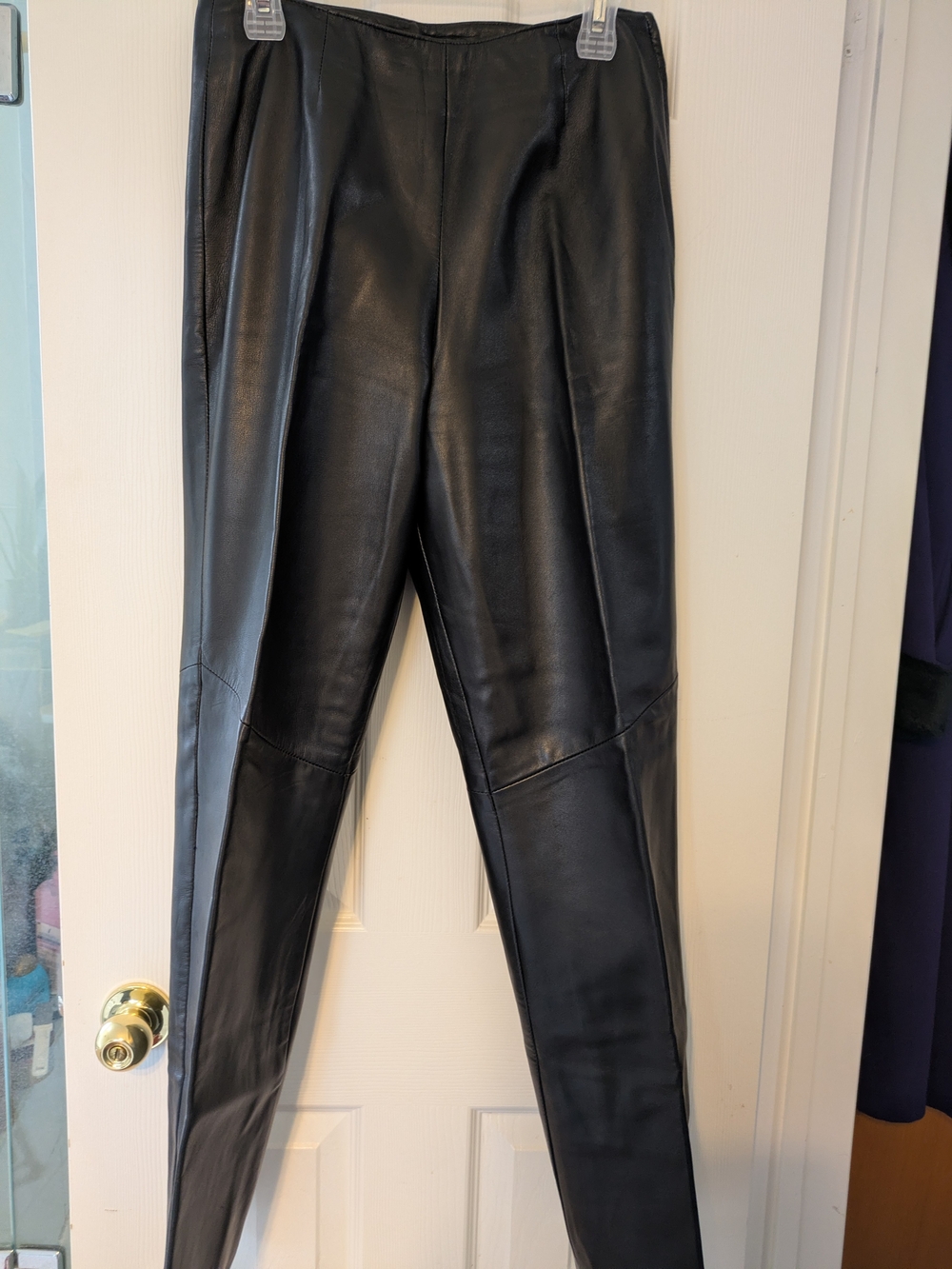 Danier Women’s Black Leather High-Waist Pants